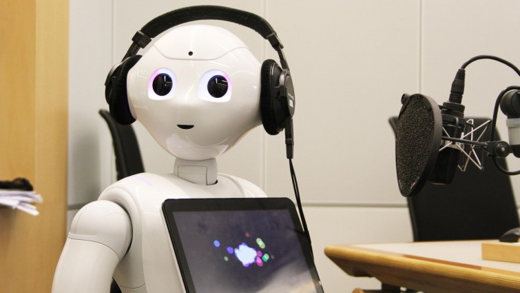 Roboter mit Musik